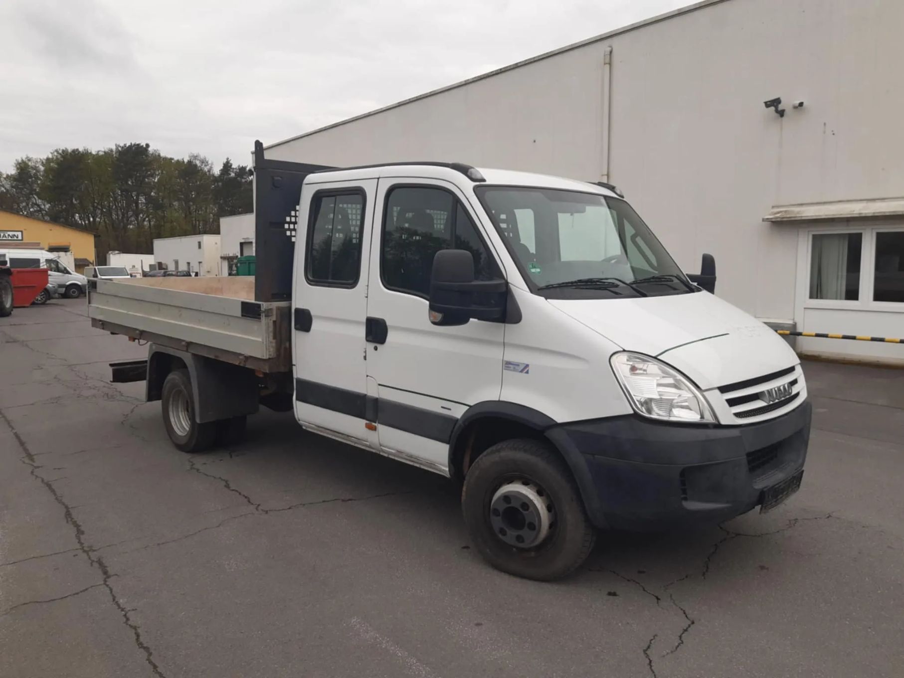 Iveco Daily 60.15 dmc3500kg doka skrzynia  Iveco Daily 60.15 Doka Skrzynia DMC 3500kg