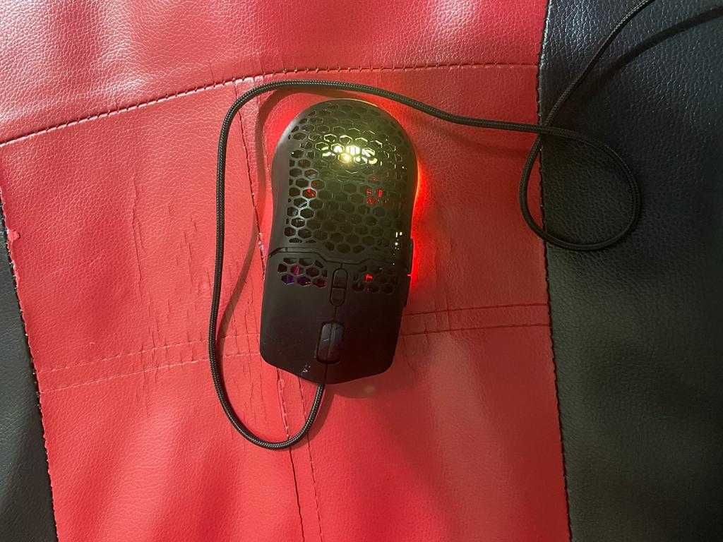 Gaming Keyboard Qilive (Mecanico),rato gaming (RGB),Tapete de rat OMEN