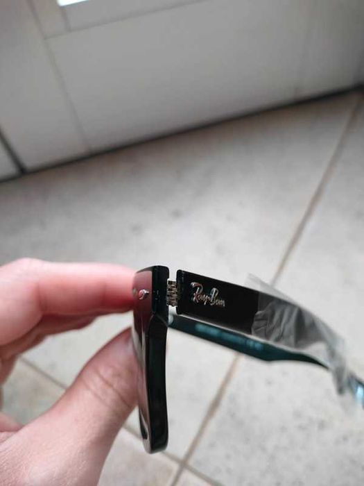Ray-Ban Wayfarer RB2140 50mm NOVOS preço não negociável