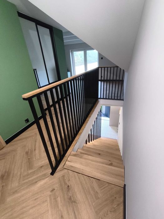 Schody metalowe,  Balustrady