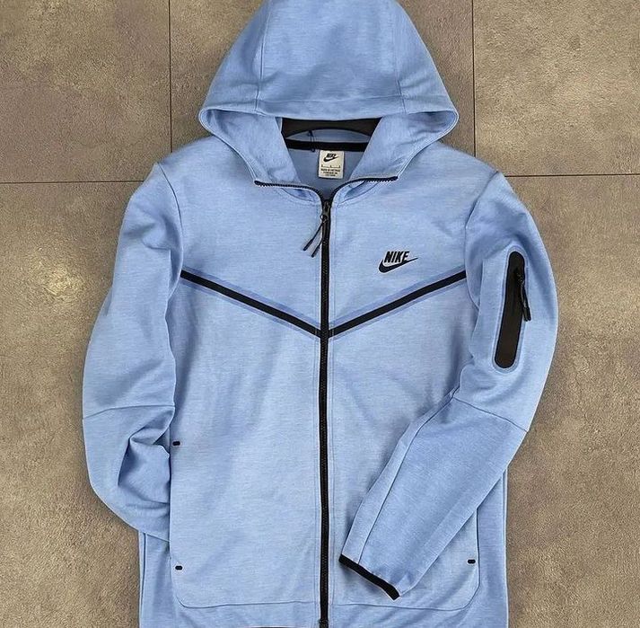 Продам кофту nike tech fleece