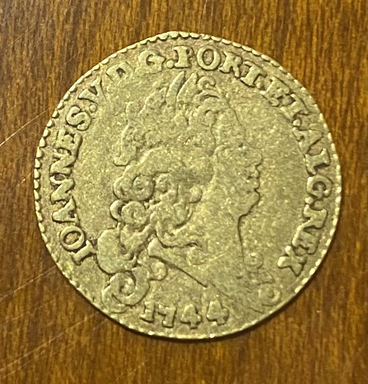 Moeda ouro D. JOAO V 1/2 Esc. 1744