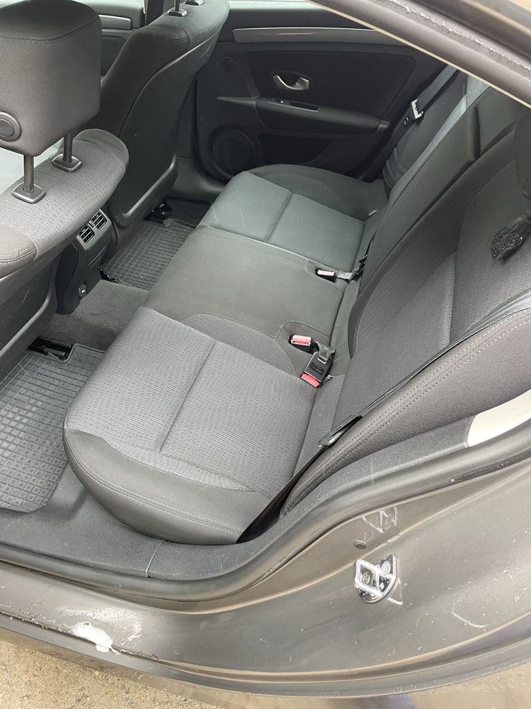 Renault Laguna III 2.0 DCI 130 Hatchback