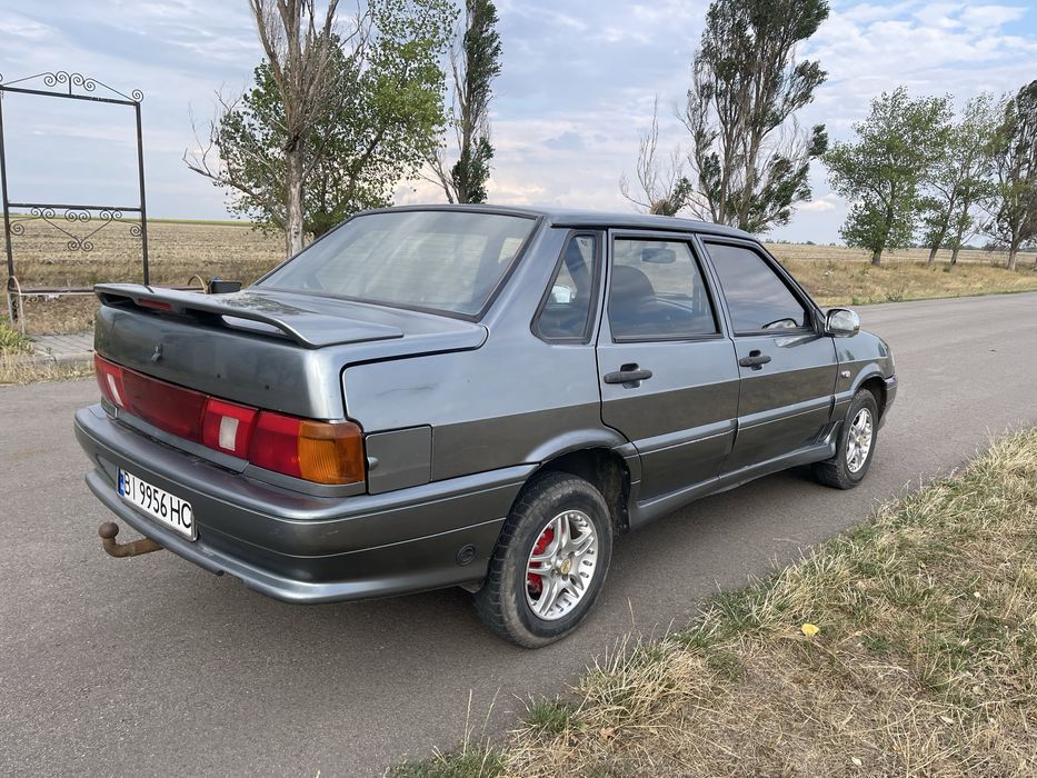 Авто ВАЗ 2115 Lada 1.5 инжектор газ/бензин в хорошем состоянии