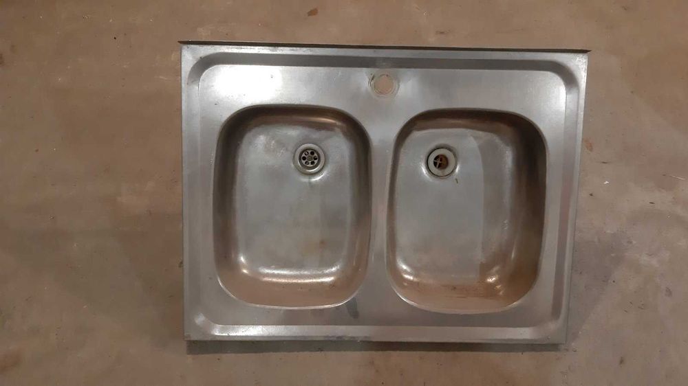 Кухонная двойная мойка нержавейка