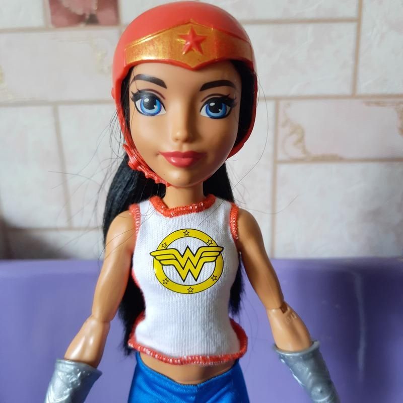 Dc superhero girls roller wonder women mattel 2016 барбі на роликах