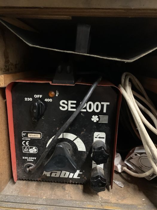 Spawarka 200A kabit se 200T