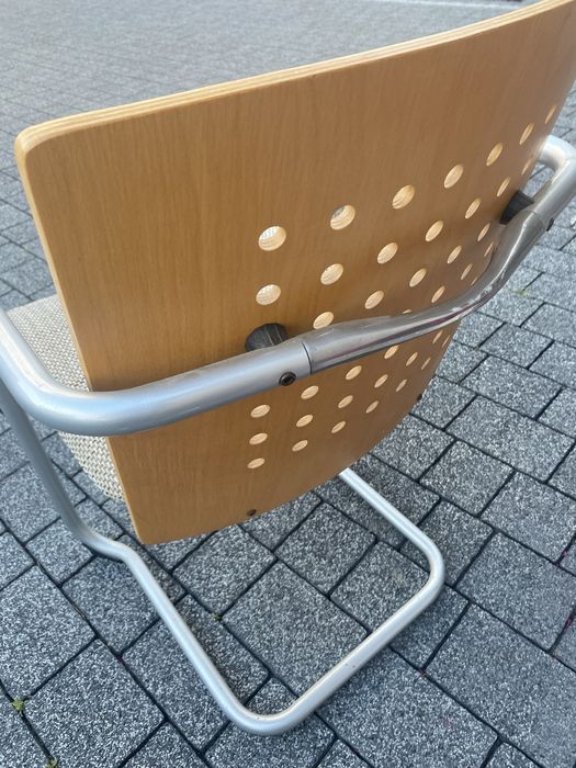 Krzesła siedzisko wyscielane 8 szt. Cena za komplet.