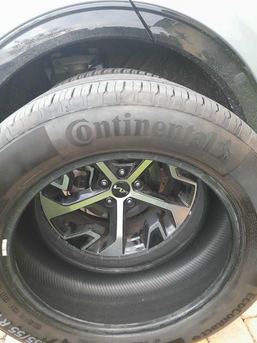 Komplet opon letnich Continental 235/55 R18 V XL jak nowe