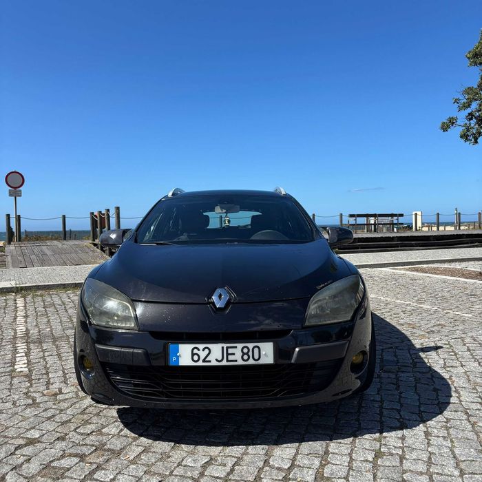 2010 RENAULT Mégane III Sport Tourer Diesel 1.5 dCi Dynamique S