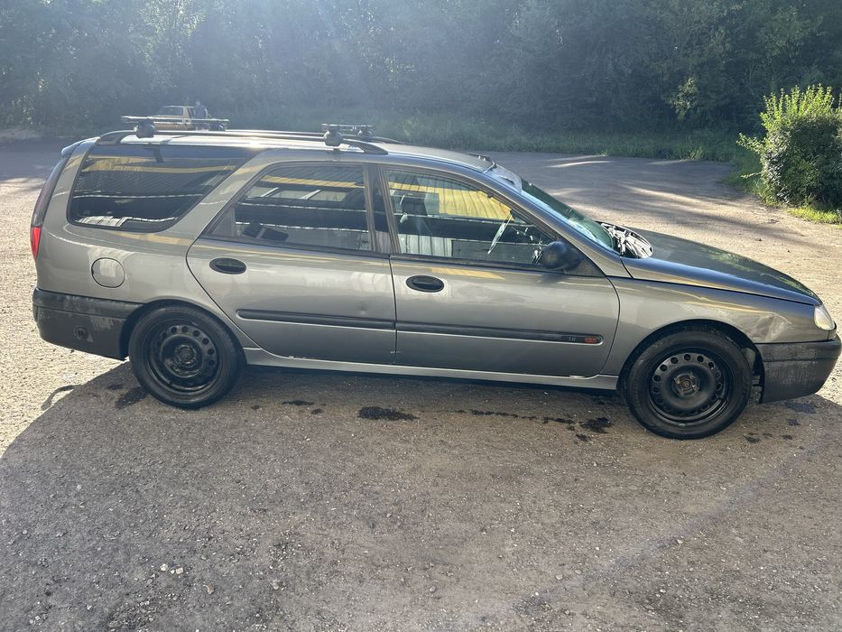 Renault Laguna 1