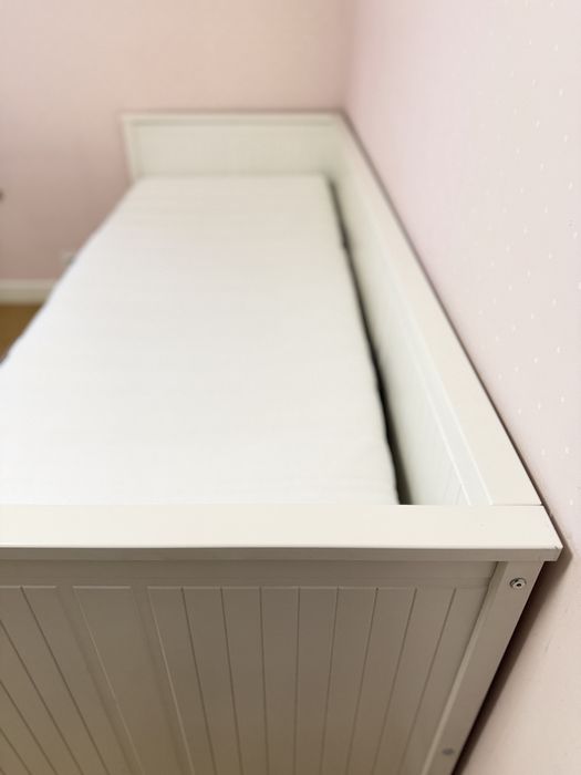 Łóżko Hemnes Ikea 3 szuflady 2 materace stan bdb