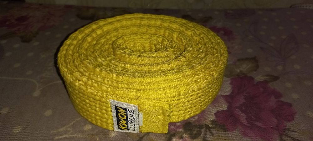 Пояс для карате та інших видів спорту