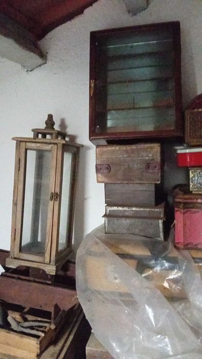 Latas antigas diversas