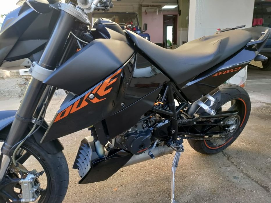 KTM Duke 690 (a2)