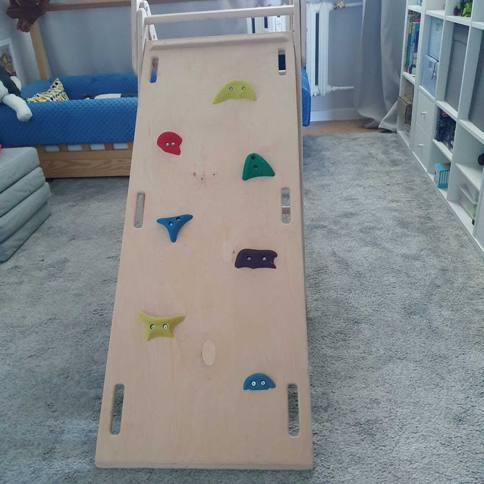 Trójkąt piklera ze zjedżalnią/ścianką wspinaczkową