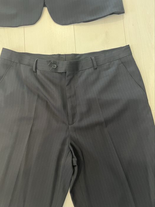 Fato de homem azul escuro