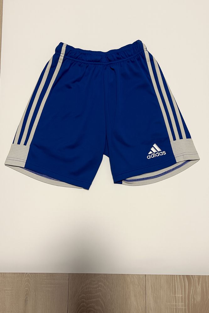 шорти Adidas синього кольору