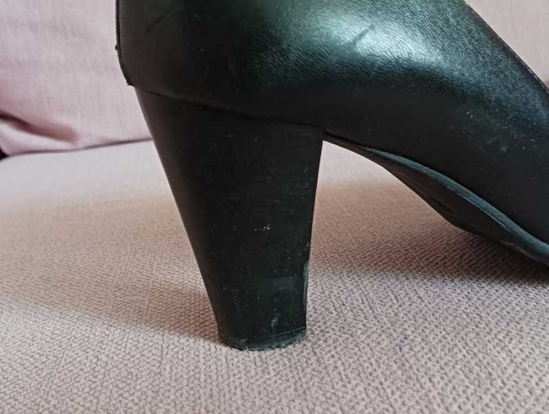 Buty półbuty czółenka Ryłko skóra r.37,5