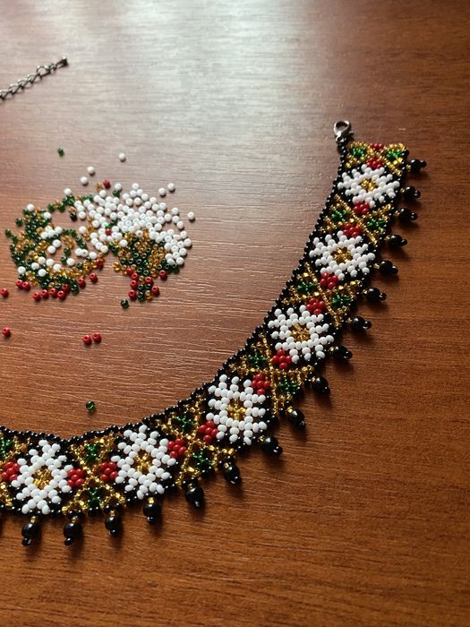Силянка, криза, гердан, намисто, вироби з бісеру