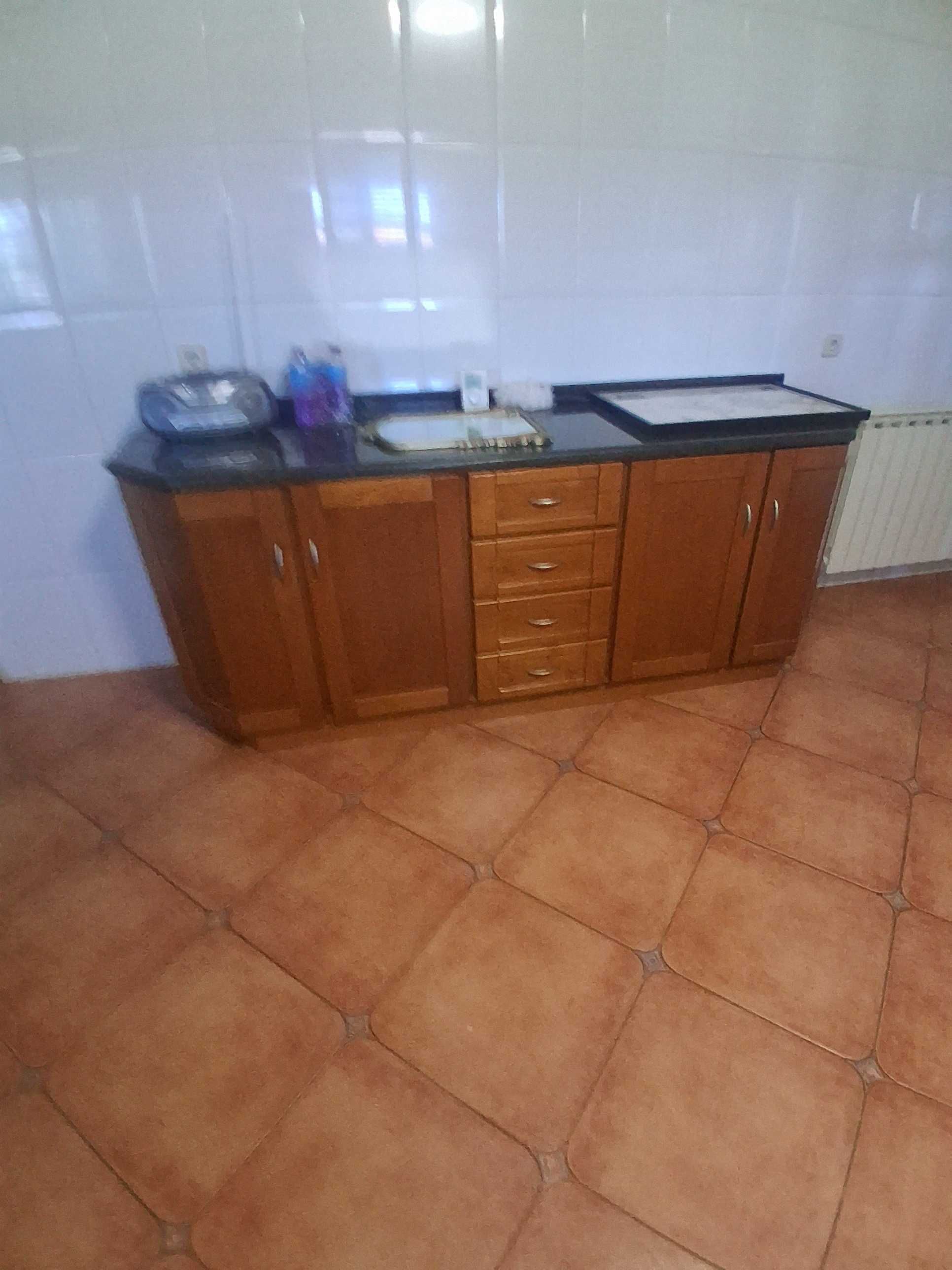 Móvéis cozinha madeira