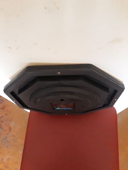 Часы кварцевые настенные