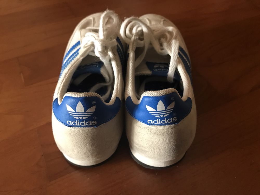 Tenis adidas tamanho 32