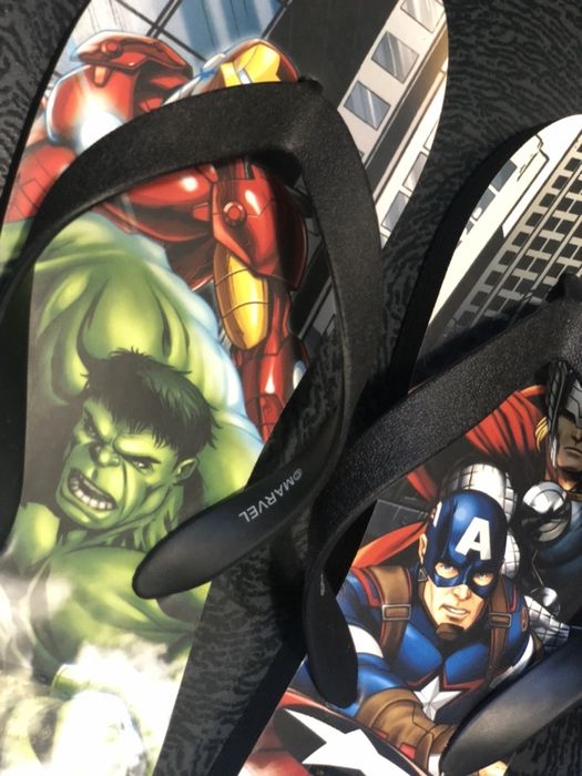 Сланці шльопки 37-38 розмір Marvel Avengers
