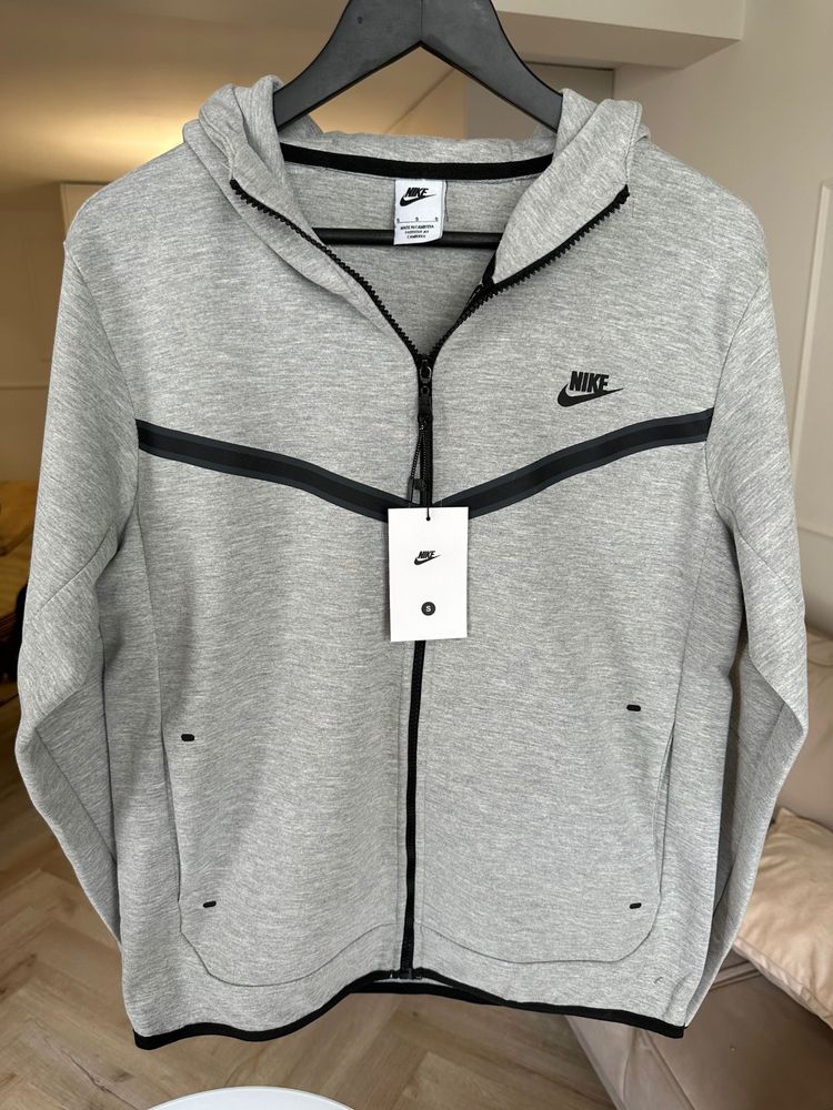 Komplety Nike Tech Fleece S-XXL!