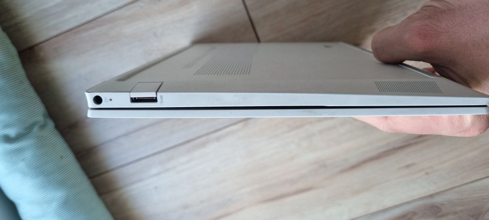 Laptop notebook netbook HP PAVILION aero 13. Ryzen 7 16gb RAM