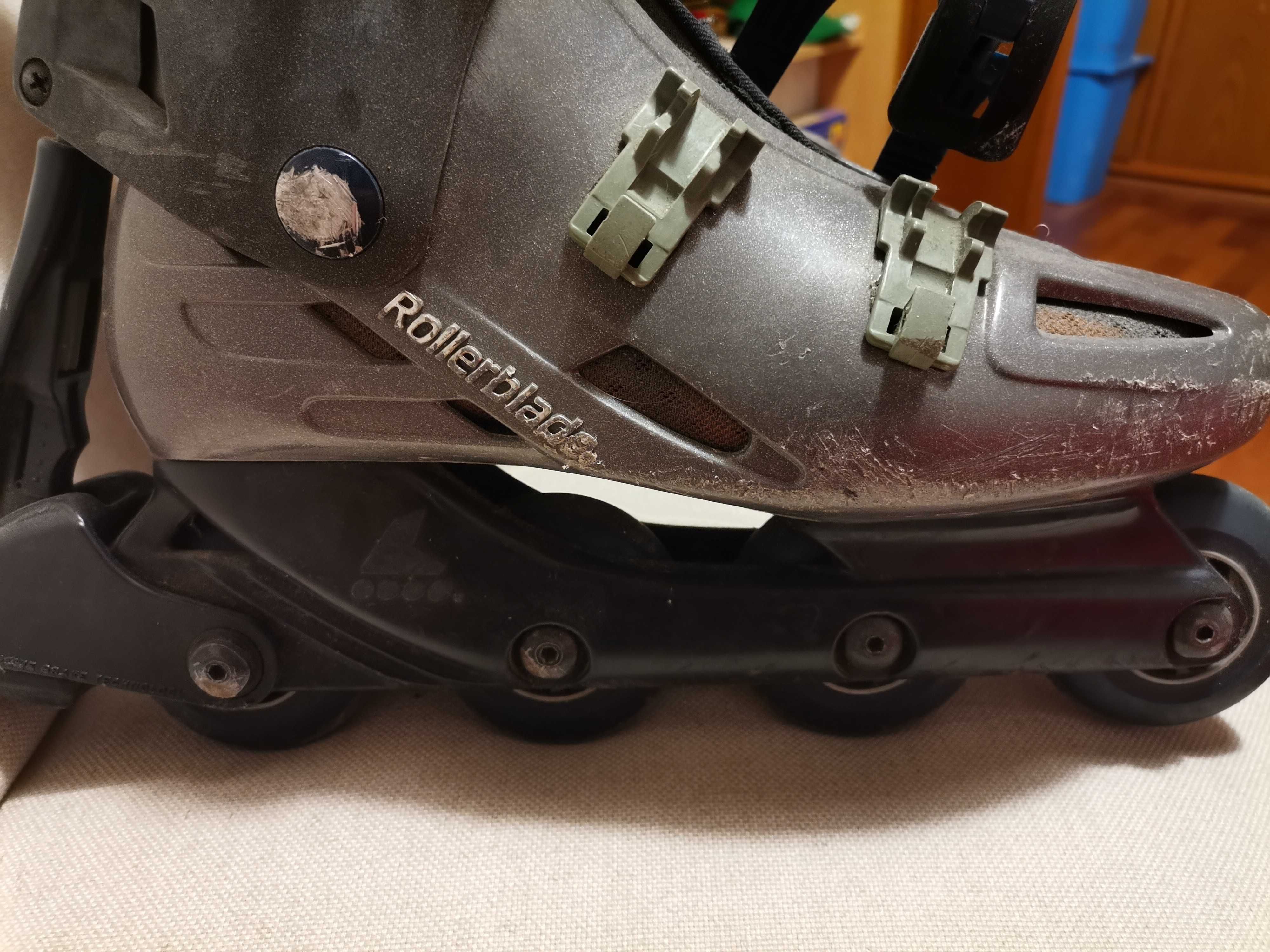 PATINS em linha roller blade