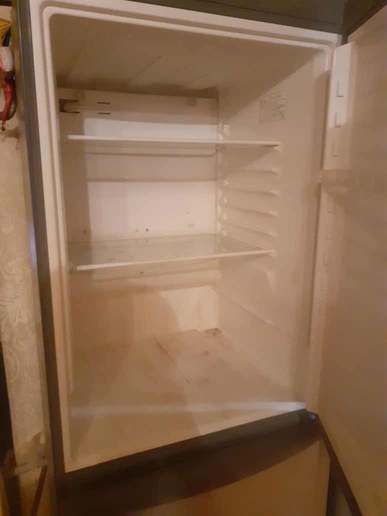 Продам холодильник Hanseatic