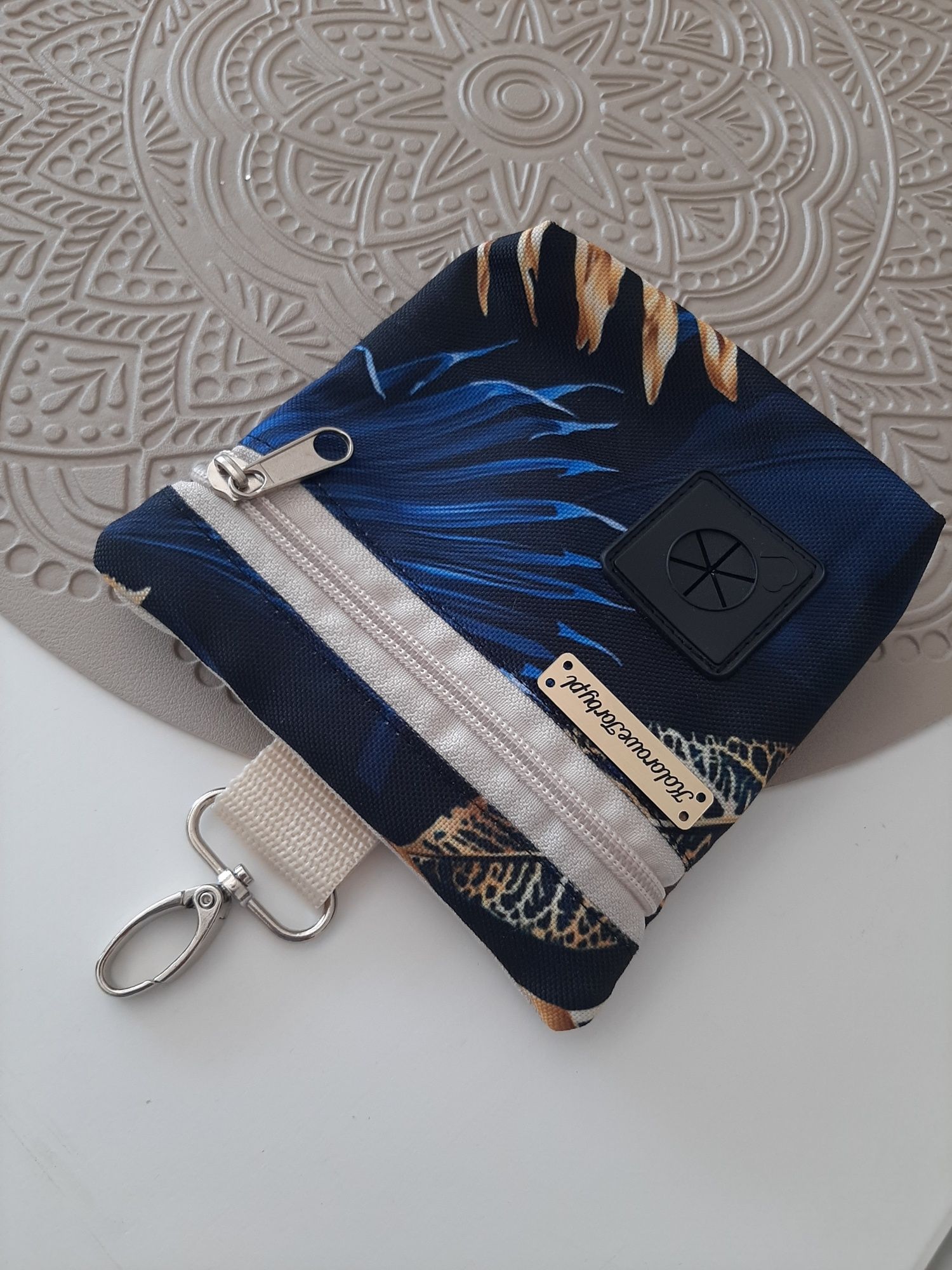 Saszetka 2w1 Etui na przysmaki i woreczki