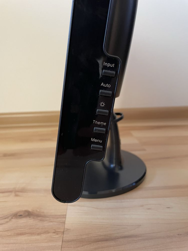 Monitor Gateway FPD 1935W 19”