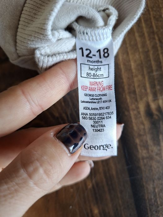 Pajac w bałwanki 80/86