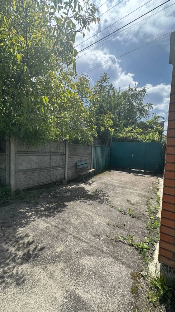 Продам 1/2 будинку з АГО, 3 кімнати, Олексіївка