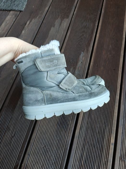 Buty zimowe  trzewiki kozaki superfit rozmiar 31