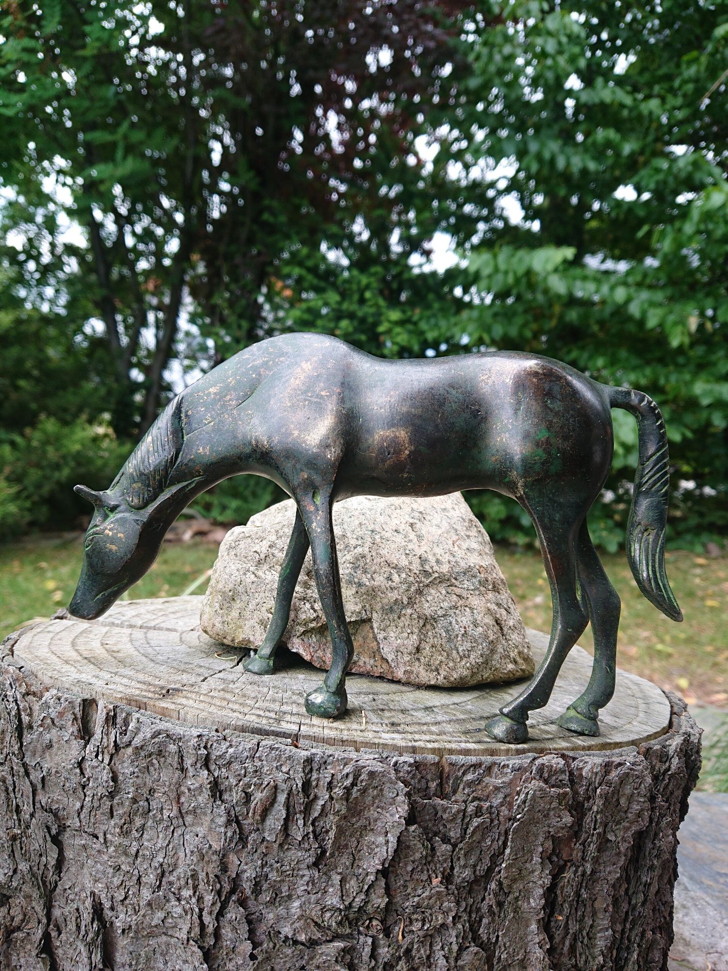 Figurka rzeźba konia z brązu koń brąz horse sculpture bronze odlew ant