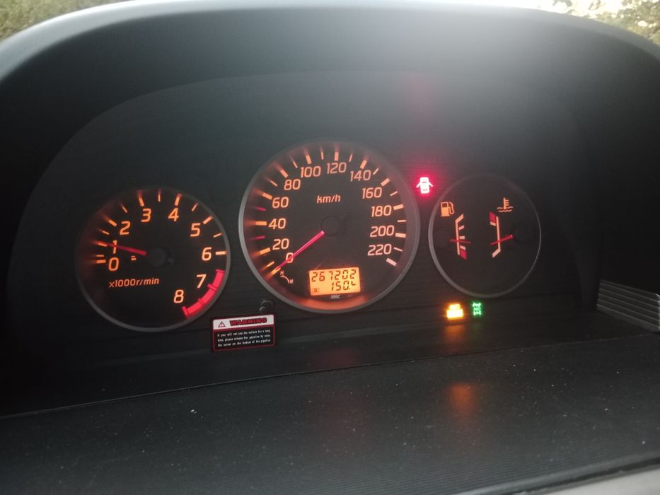 Nissan x trail t30 2.0 benzyna