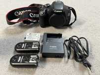 Aparat Canon 600D (body z dodatkami)