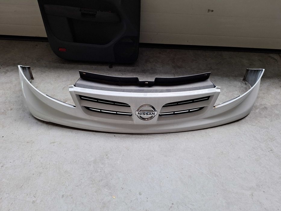 Atrapa Grill Nissan Primastar 07-14r