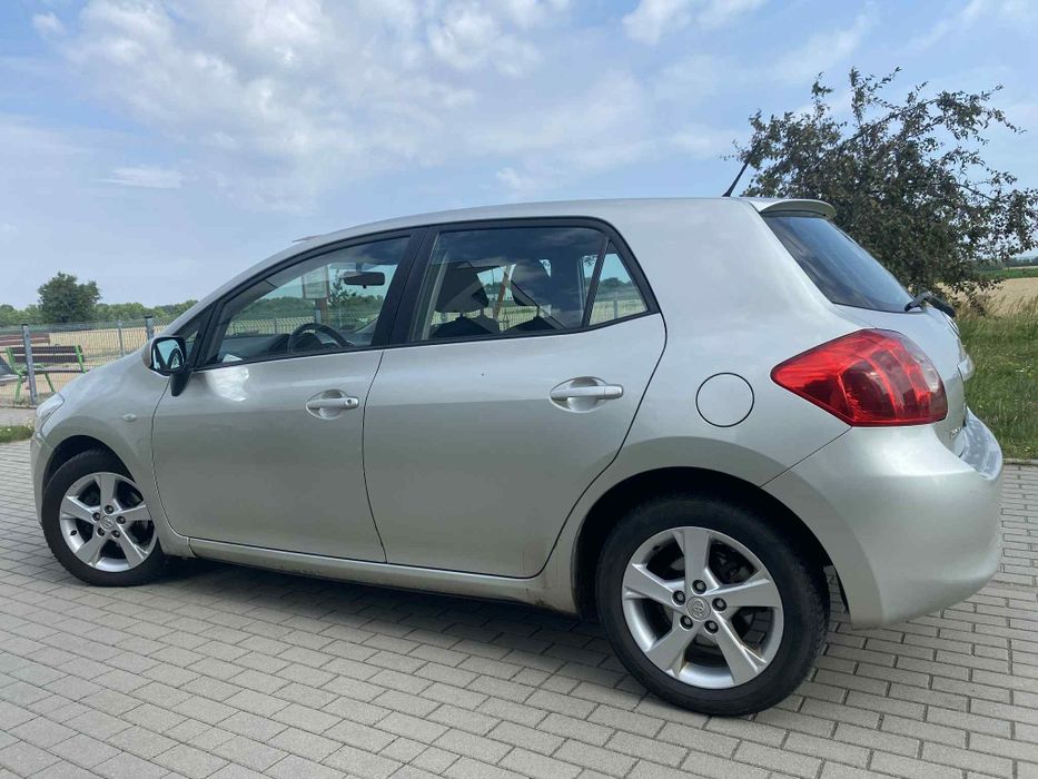 Toyota Auris Benzyna 2008 rok 1.4 Benzyna