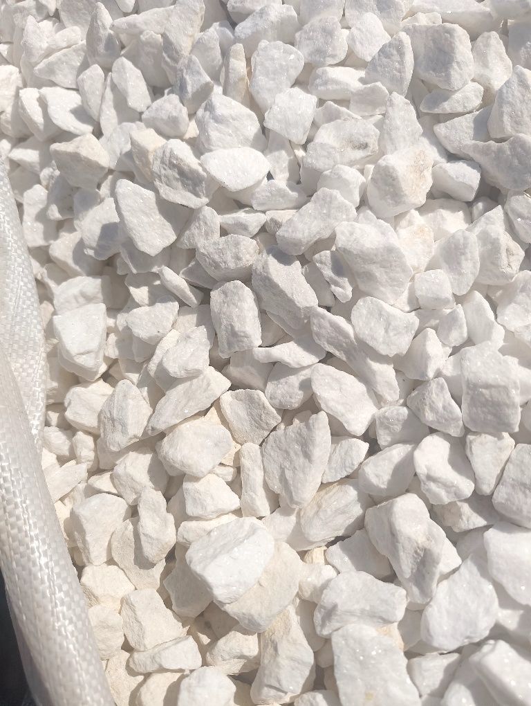 kamien naturalny,piaskowiec,gnejs ,granit,łupek,kamien cięty,