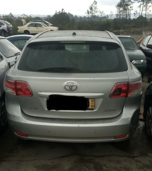 Toyota Avensis T26 2.0 D4D de 2010 disponível para peças