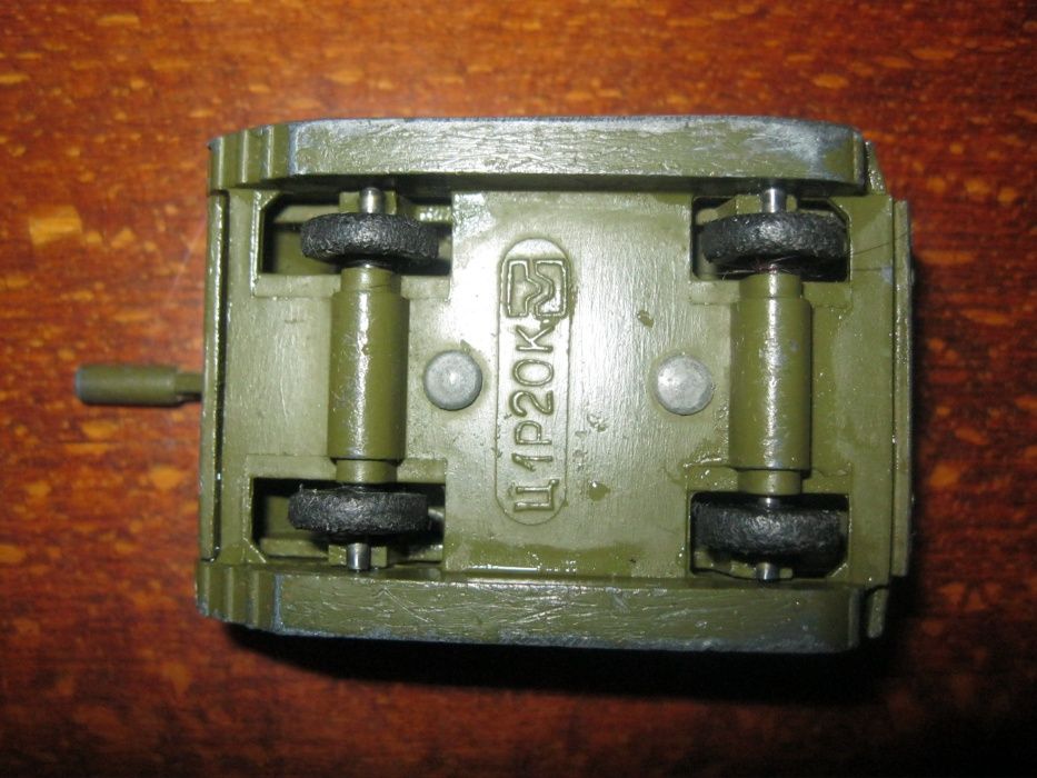 Модель танка (САУ) М 1:72.