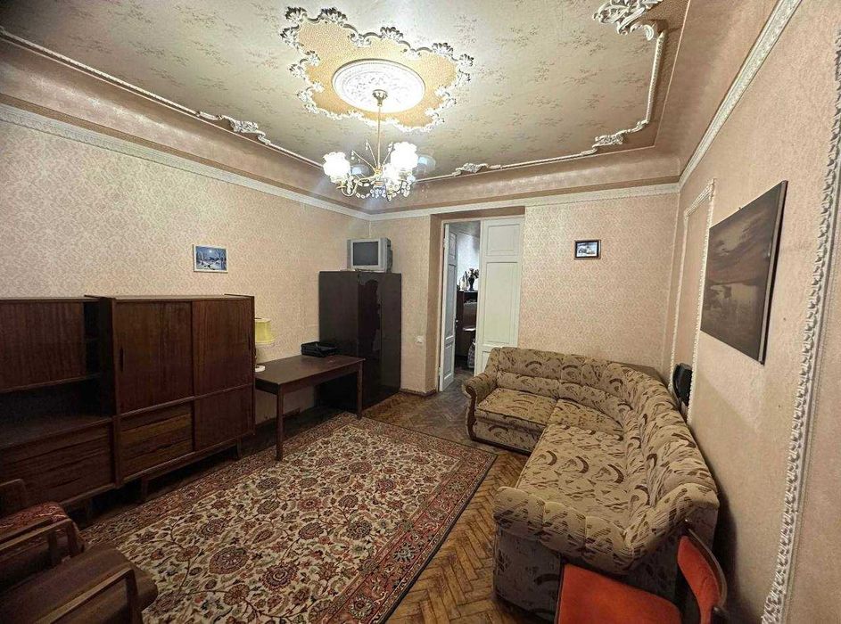 Продам 3к.квартиру Чернышевская,Сумская.метро Университет