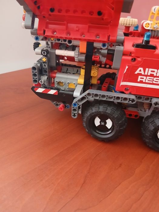 Продам Лего technic 42068 конструктор лего техник