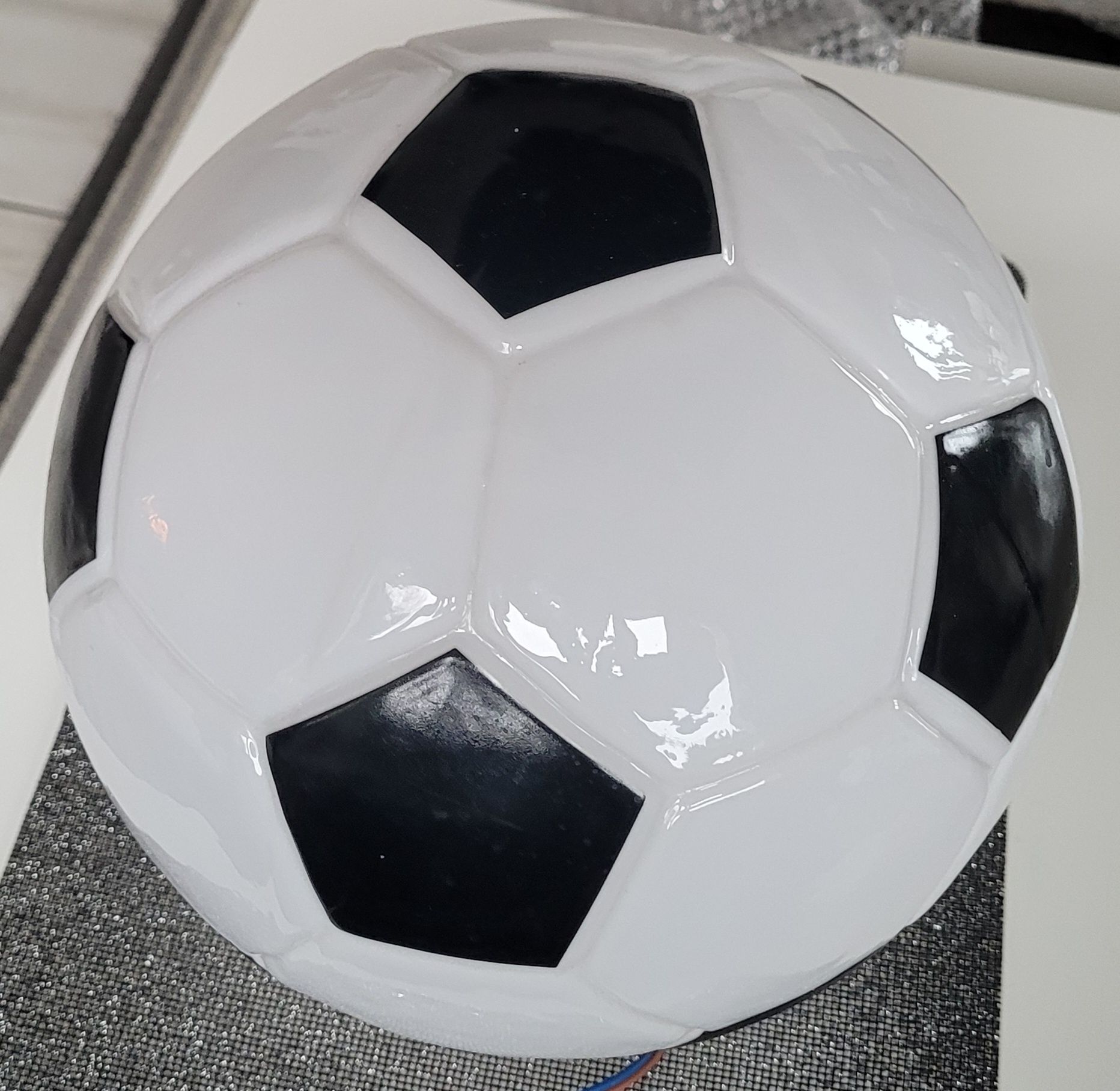 Lampa sufitowa piłka nożna żarówka led na pilota