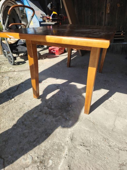 Stół rozkładany do salonu do jadalni + 2 fotele bujane