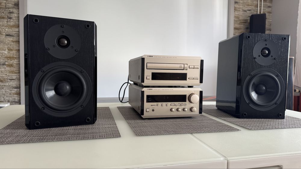 Yamaha Pianocraft E100 CD i Amplituner RX-E100 CDX-E100 NX-E100